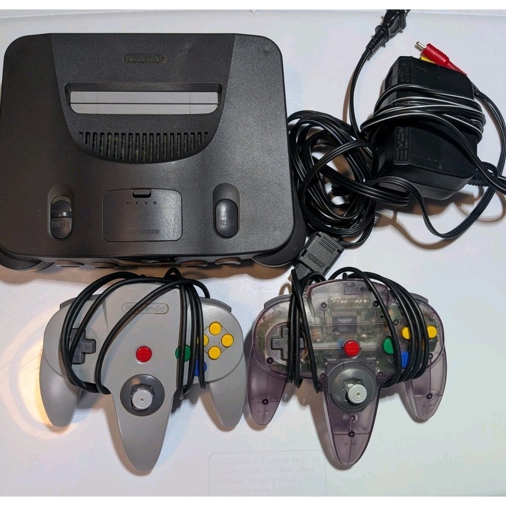 ***Nintendo 64 Console-N64-USED- With 2 Controllers 100% Authentic